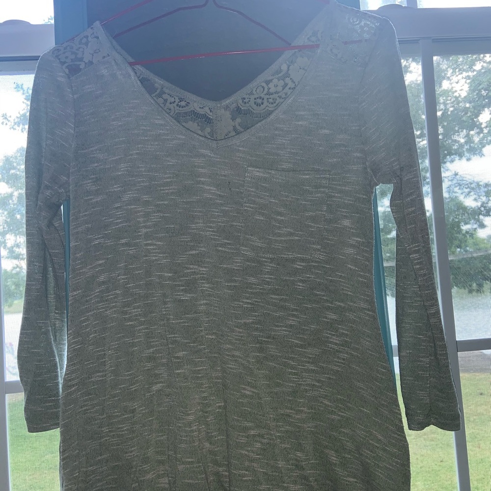 Long sleeve too